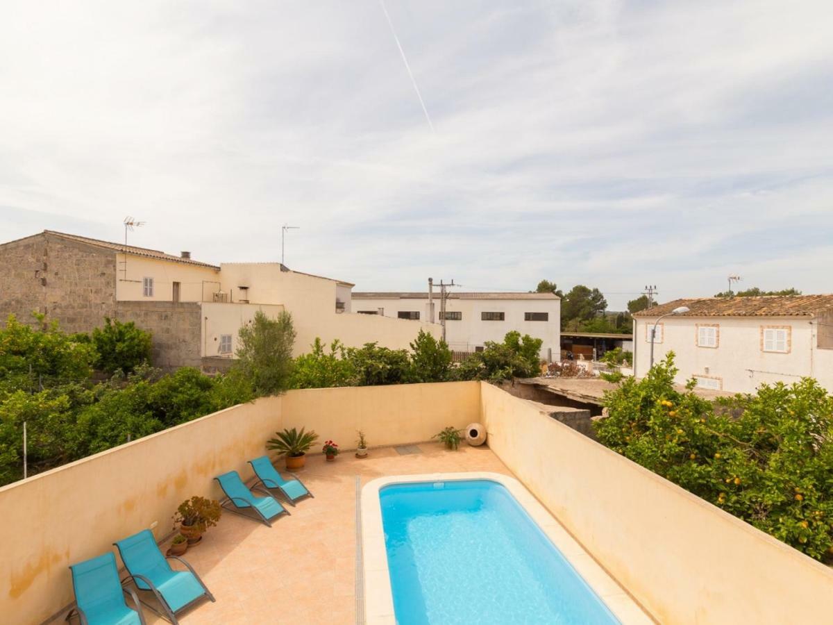 Marimar Villa *