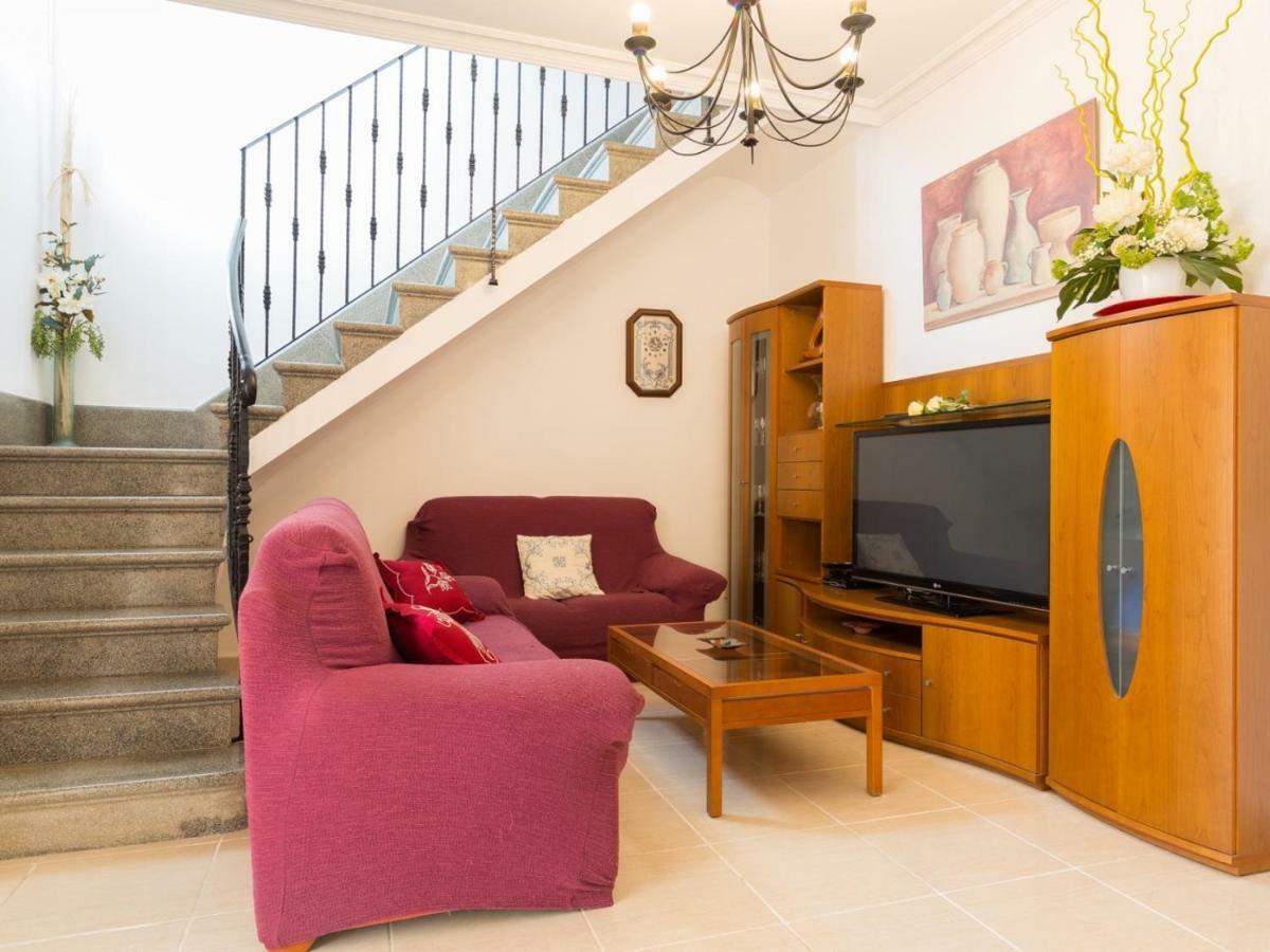 Marimar Villa Muro